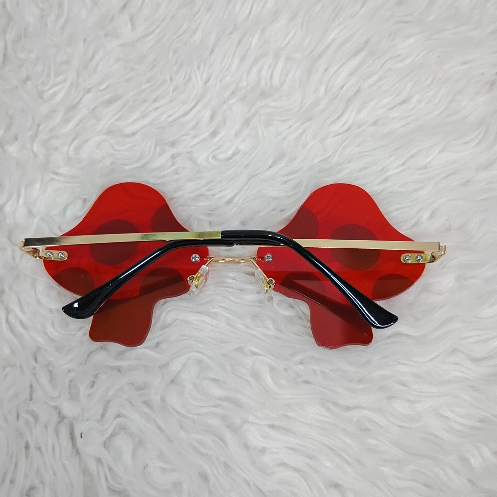NWT Red And White Polka Dot Mushroom Hat And Accessories Cosplay - Picture 3 of 6